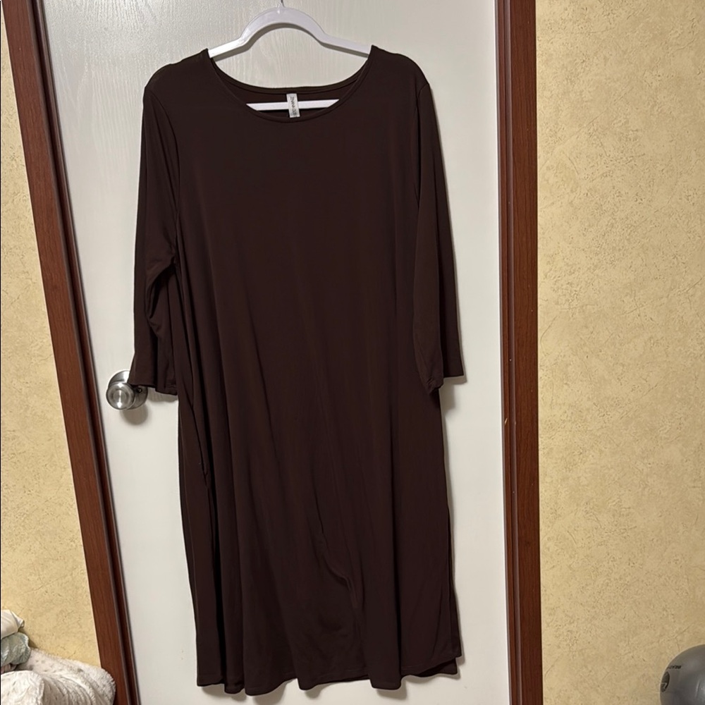 Zenana Outfitters Brown Loose-Fit Dress Size 2X